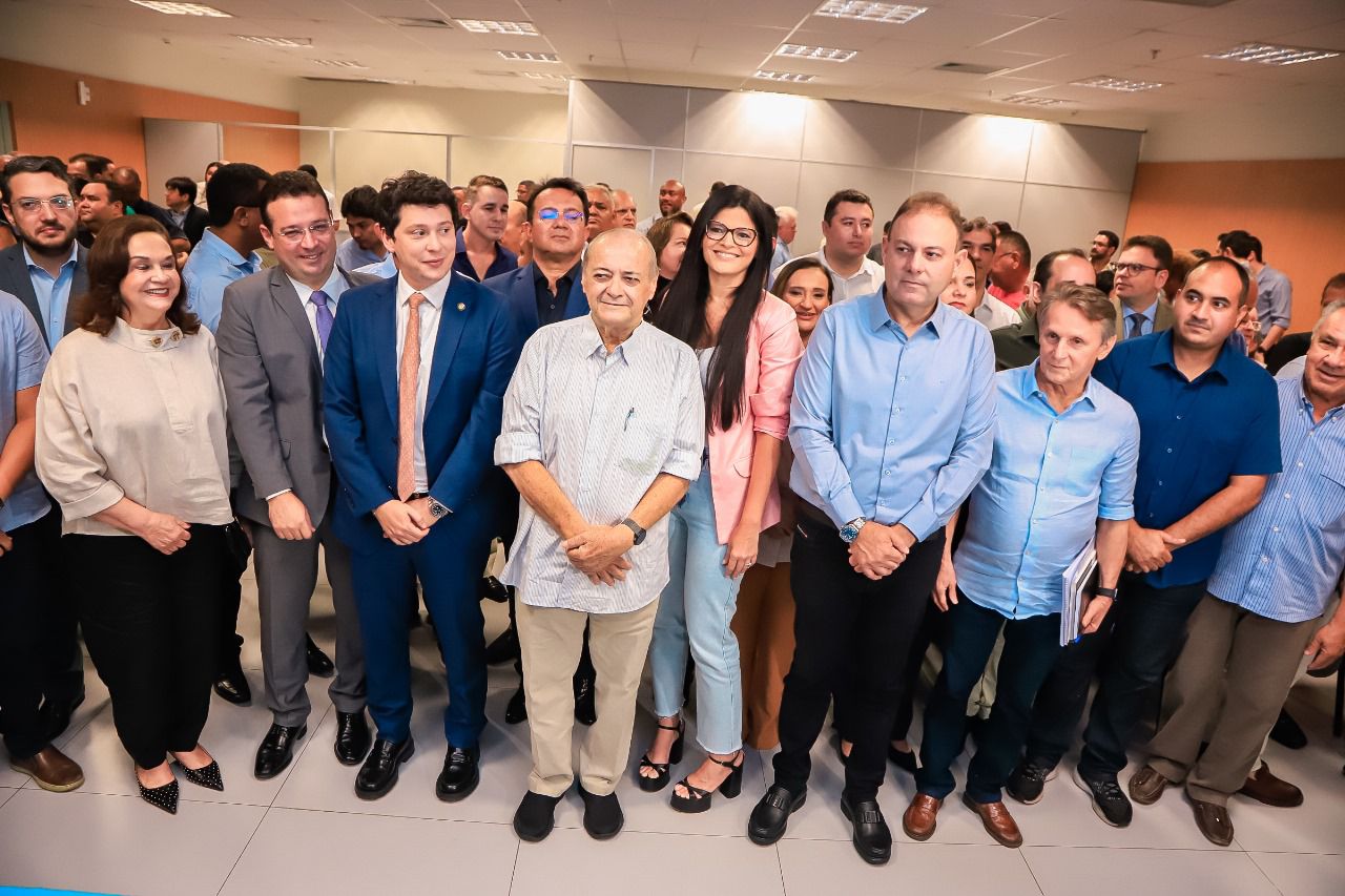 Silvio Mendes anuncia secret�rios que assumem a PMT a partir de janeiro de 2025